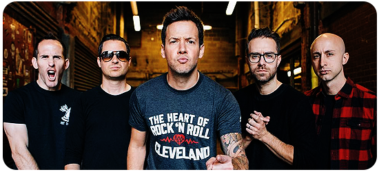 a couple days ago while in indiana for the pretty in pink event pierre seb and jeff gave an interview to 973 wmee in this interview the guys mentioned - Simple Plan Christmas Song a couple days ago while in indiana for the pretty in pink event pierre seb and jeff gave an interview to 973 wmee in this interview the guys mentioned - Simple Plan Christmas Song