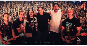 Simple Plan help a couple get engaged on stage in Austin, TX